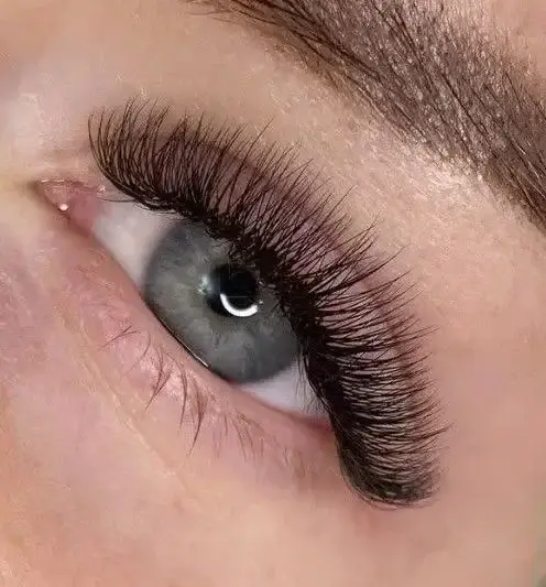 Lash Extensions vs. Lash Lift: Which One Is Right for You?